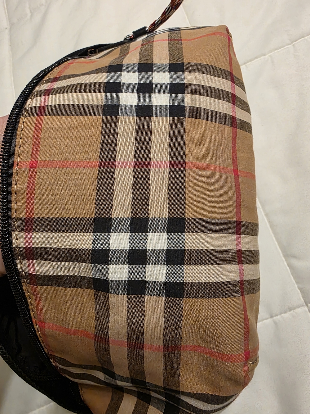 VIP Only Bought From Italy Never Been Used.Burberry Beige Nova Check Belt Bag - Picture 8 of 13